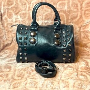 Black Aldo Purse w/ Strap